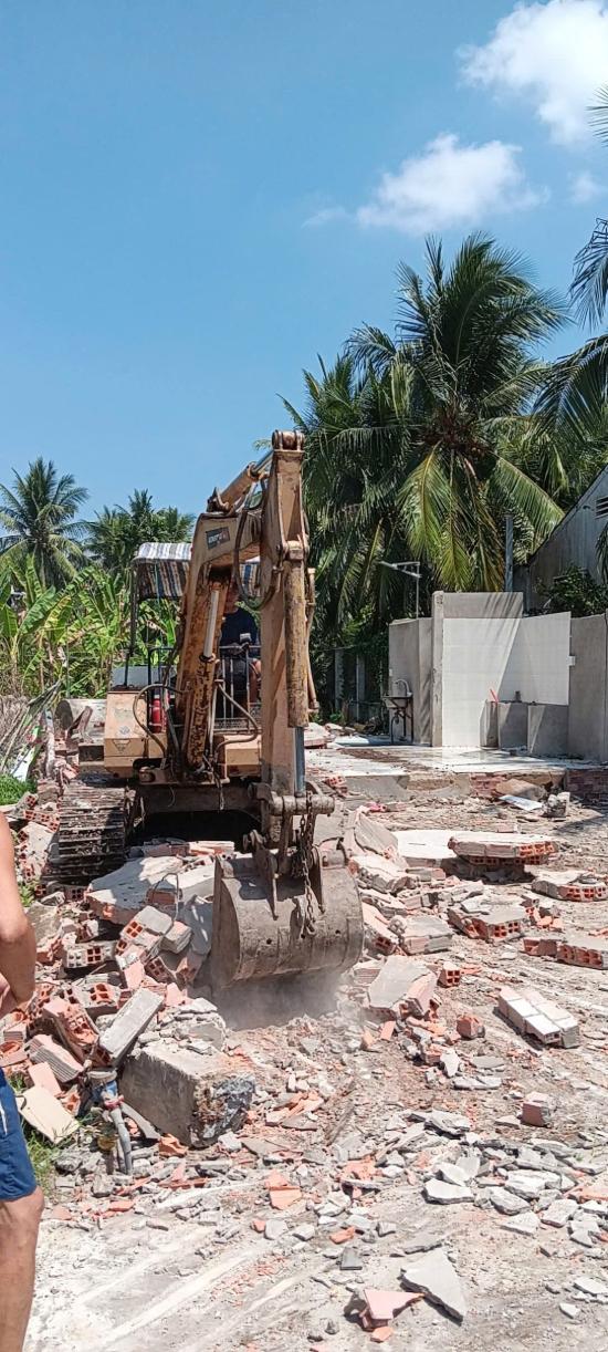 Dọn dẹp mặt bằng